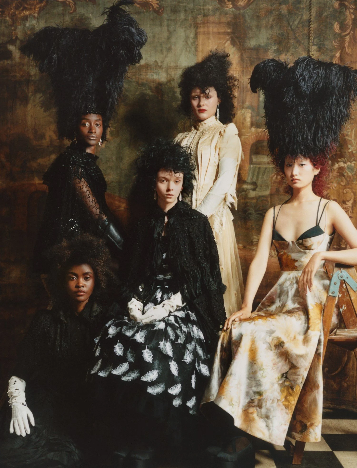Erdem Moralıoğlu Is Photographer of 'Vintage' for Vogue Poland Erdem Moralıoğlu Is Photographer of 'Vintage' for Vogue Poland